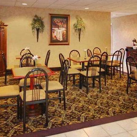 קולומבוס Comfort Suites Airport מסעדה תמונה